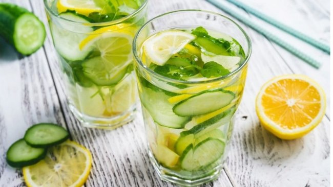 Как приготовить лимонную воду для похудения
