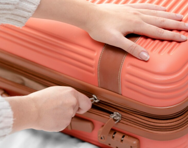 Когда может потребоваться ремонт чемодана?