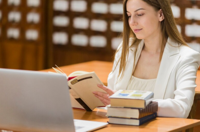 Причины сильного выпадения волос и лечение